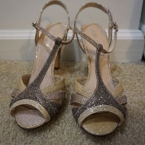 New/Never Worn Chelsea Crew Metallic Evening Heels